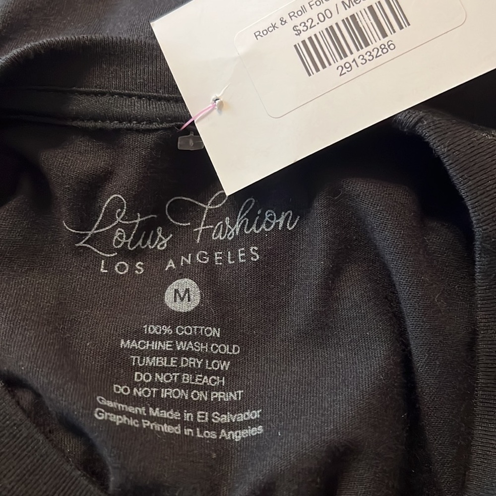 NWT Lotus Fashion Rock & Roll Forever World Tour Black T-Shirt M - Picture 4 of 4